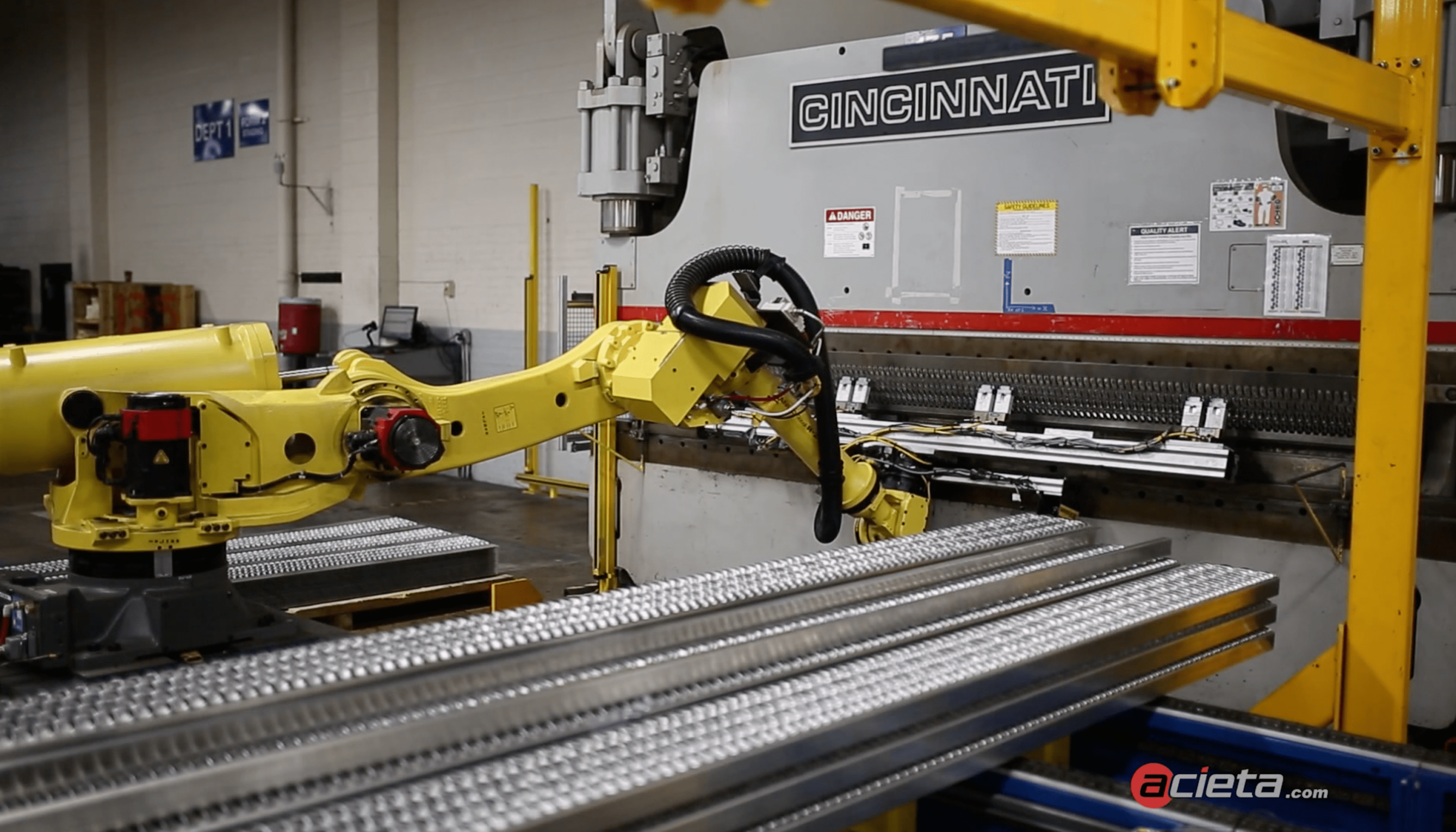 Manufacturing Robots, Industrial